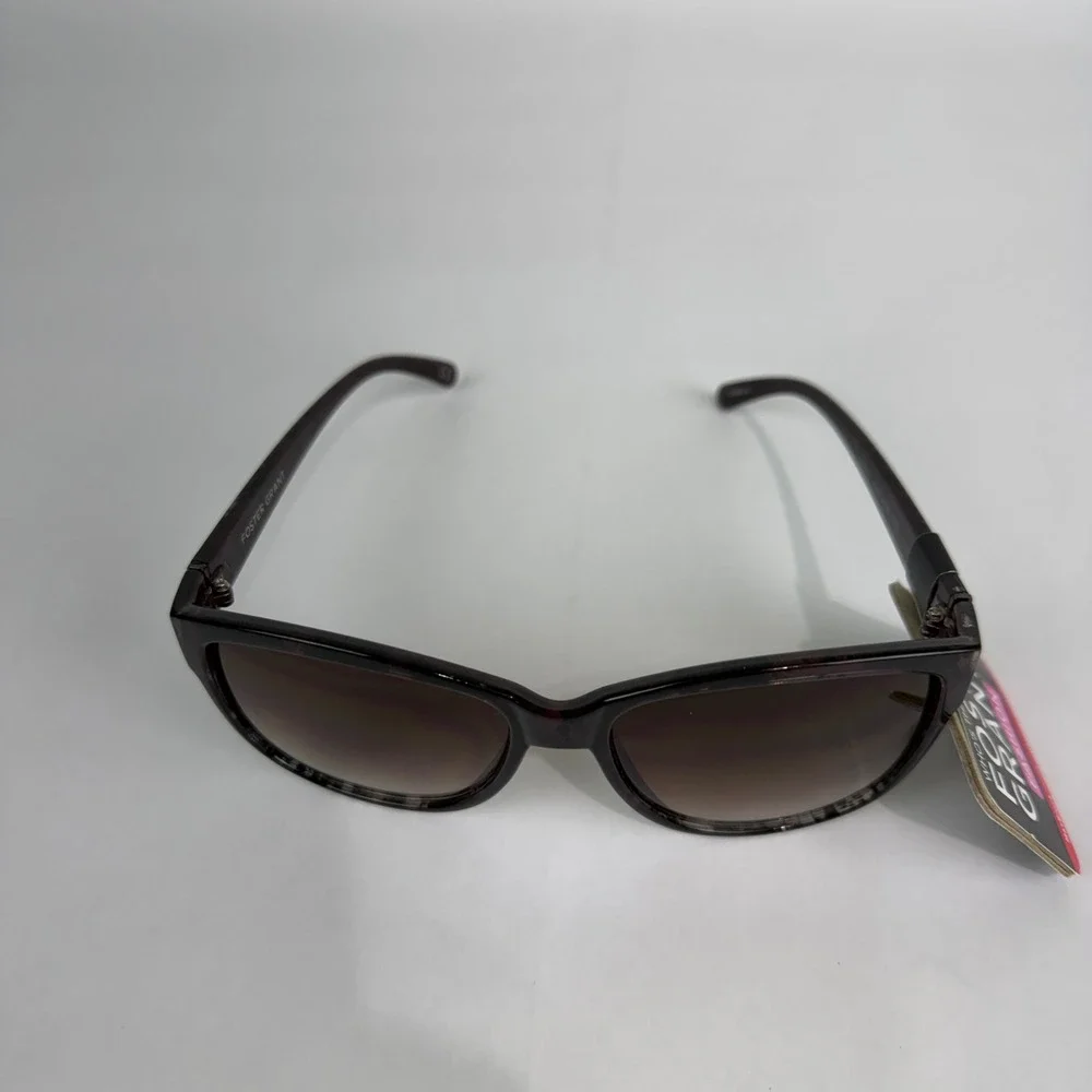 Foster Grant Fate Wine Sunglasses Women SR1115 Brown Gradient Lens MaxBlock New